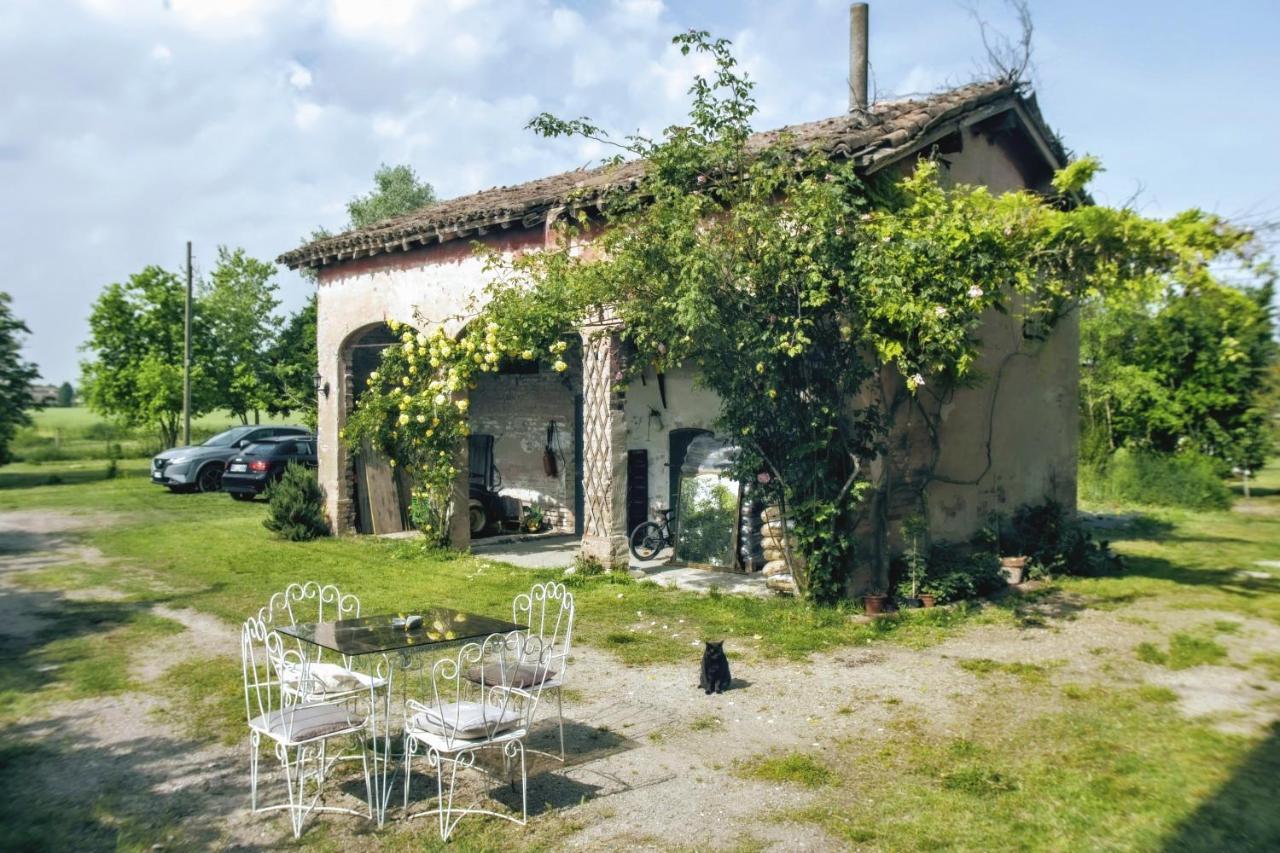 L'Andito Carpi Bagian luar foto
